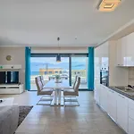 Moni's Place - Fresh Seaview Apartment Slatine